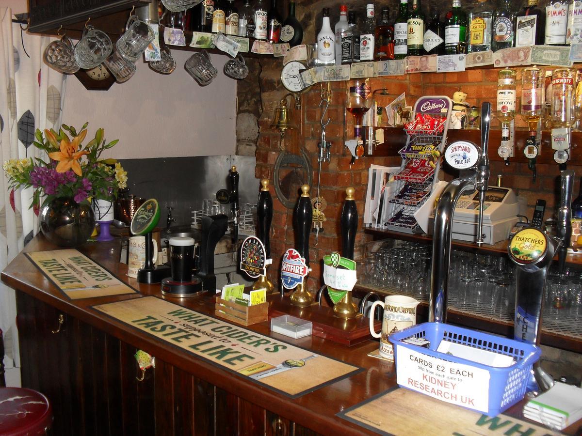 The Mitre Inn Sherborne  Eksteriør billede
